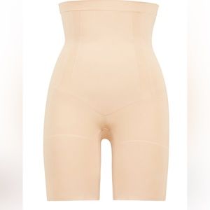 SPANX OnCore High Waist Mid-Thigh Shorts